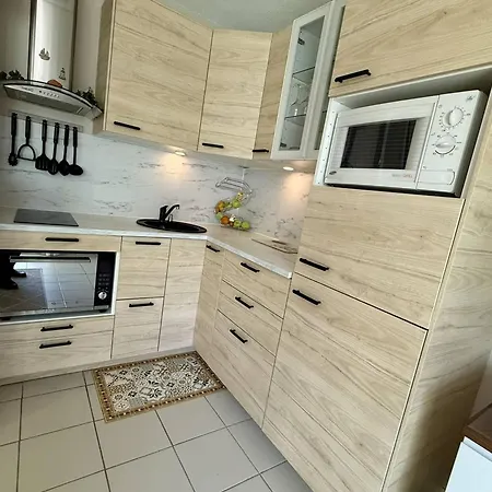 Apartment Renove A 350m De La Plage, *