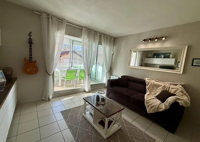 Rénové à 350m De La Plage, Appartement *